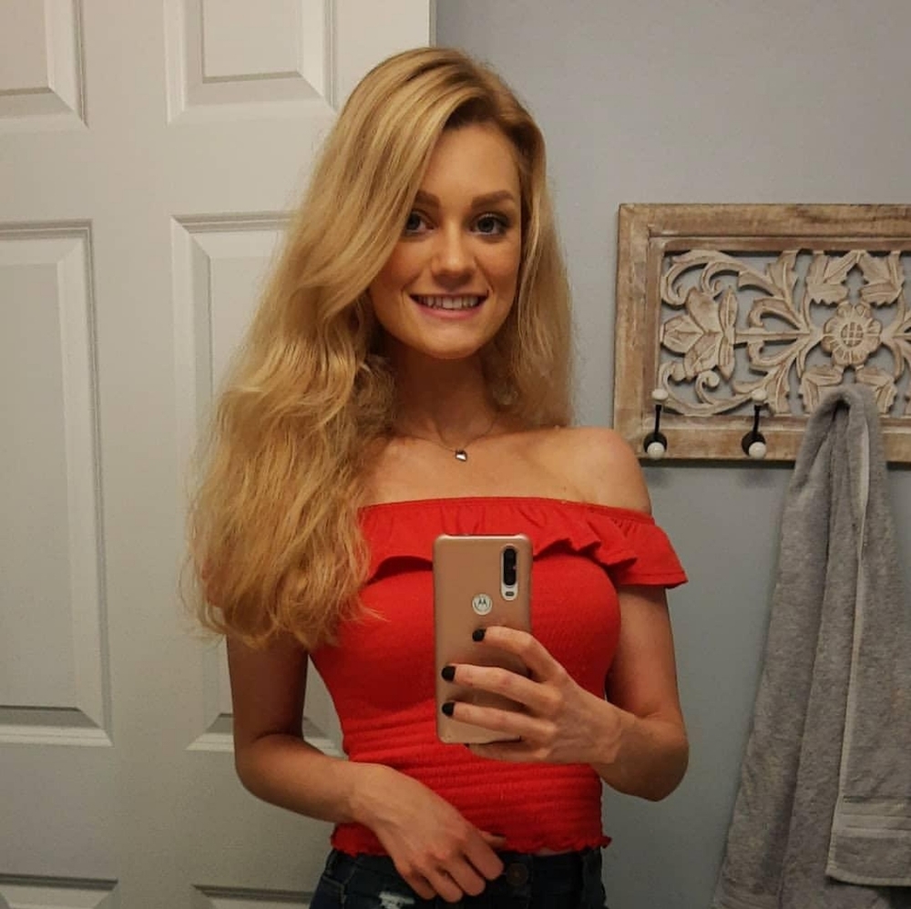 Meet your Posher, Ally